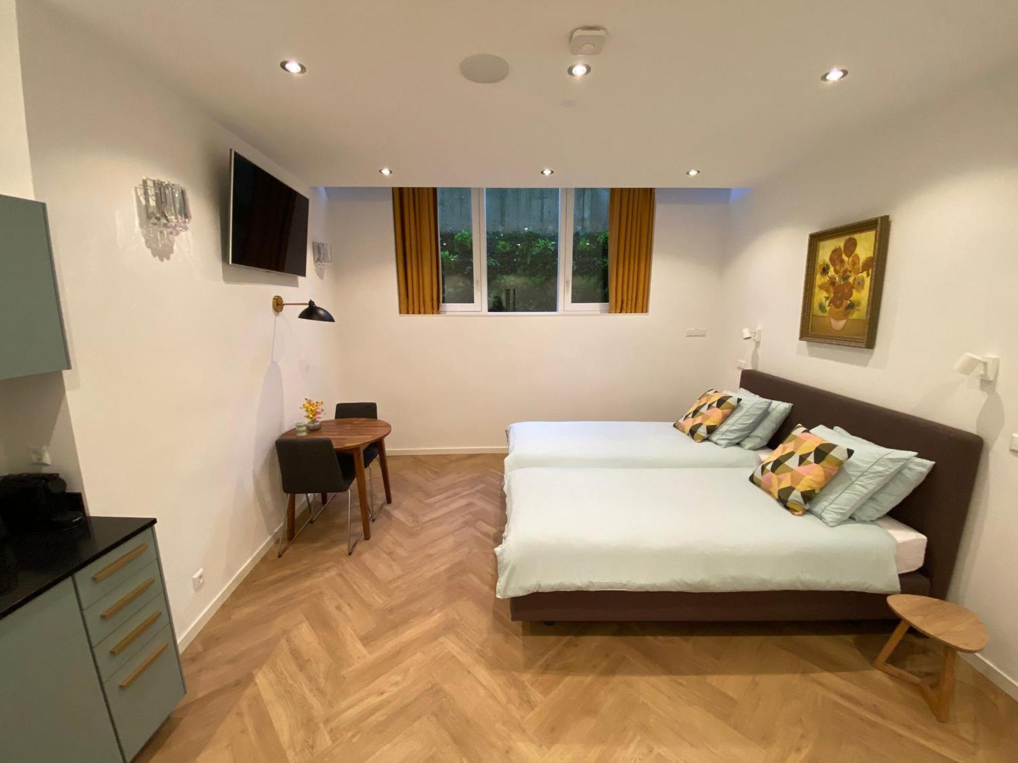 Bed & Breakfast Goodnight Amsterdam